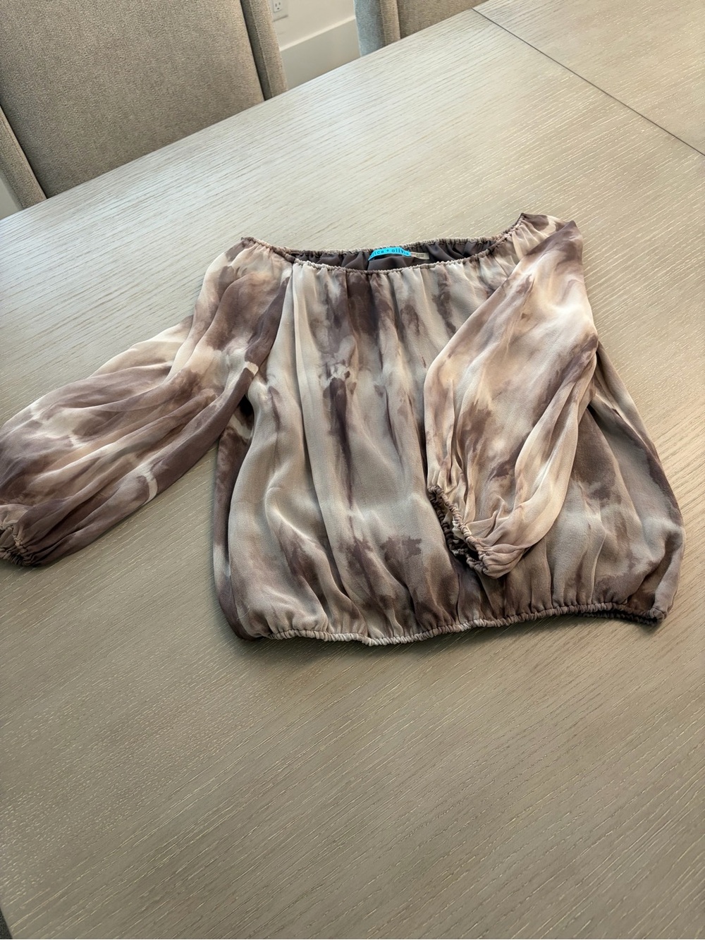 Alice + Olivia Taupe Marble Off-Shoulder Blouse